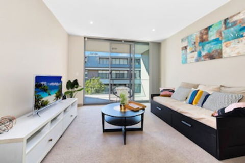 Spacious And Serene Apt In The Leafy Suburb - Hotel Accommodation 0