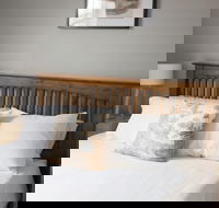 Wayfarers Cottage - Hotel Accommodation