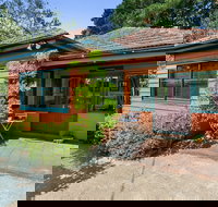 Carinya Cottage - Hotel Accommodation