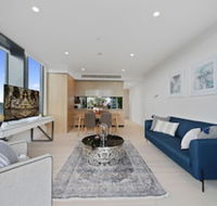 New Contemporary Apartment near Macquarie Centre - Hotel Accommodation