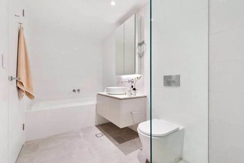 Brand New Lux Water View 3bd With Parking - Hotel Accommodation 6