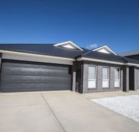 Serene Shores - Hotel Accommodation