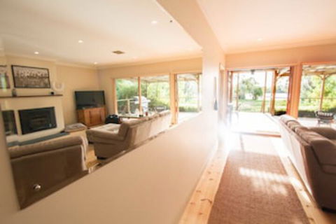 River Retreat At Monteith - Hotel Accommodation 0