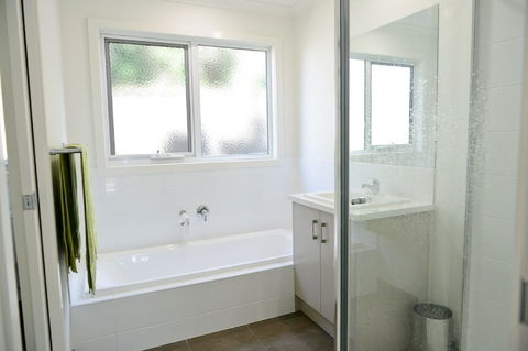 7 Gilmore Smiths Beach House - Hotel Accommodation 5