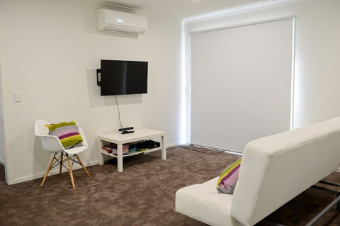 7 Gilmore Smiths Beach House - Hotel Accommodation 0