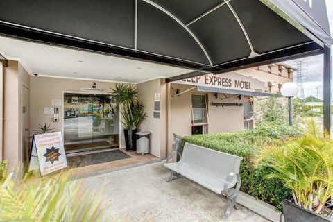Arena Hotel - Hotel Accommodation 1