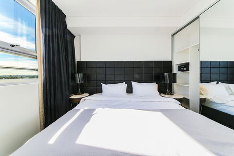 2 Bedroom Modern Apartment In Chatswood - Hotel Accommodation 4
