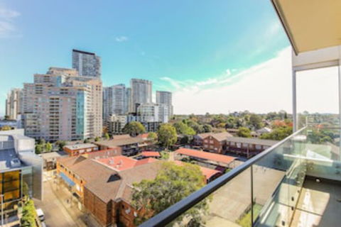 2 Bedroom Modern Apartment In Chatswood - Hotel Accommodation 0