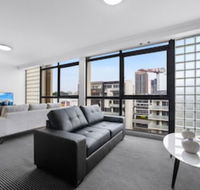 Stylish  Spacious Apt with Double Living Room - Hotel Accommodation