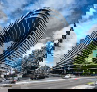 SKYE Suites Green Square - Hotel Accommodation