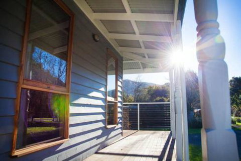 Growlers Creek Lodge - Hotel Accommodation 2