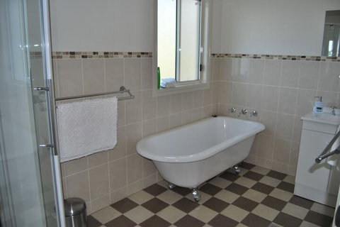 High Country Trail Rides & Farm Stay - Hotel Accommodation 7