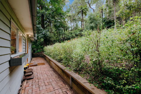 Steep Creek Retreat - Hotel Accommodation 2