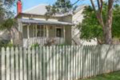 Ambiente Cottage Pet & Family Friendly - Hotel Accommodation 0