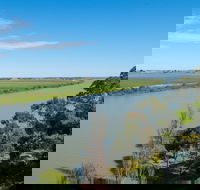 Riverside Hotel Motel - Hotel Accommodation