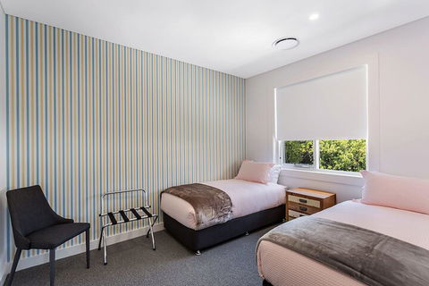 La Luna Shoal Bay - Hotel Accommodation 3