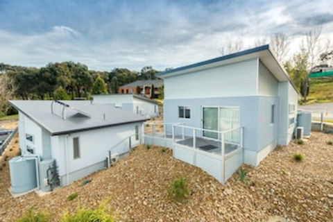 Albury Yalandra Apartment 1 - Hotel Accommodation 0