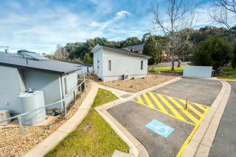 Albury Yalandra Apartment 1 - Hotel Accommodation 7