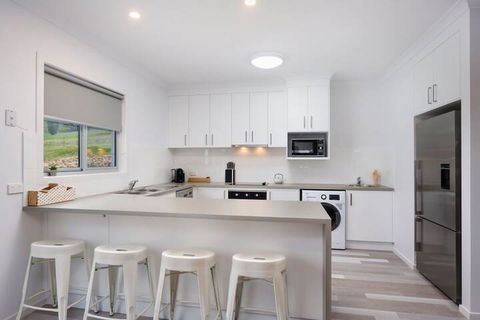 Albury Yalandra Apartment 1 - Hotel Accommodation 5