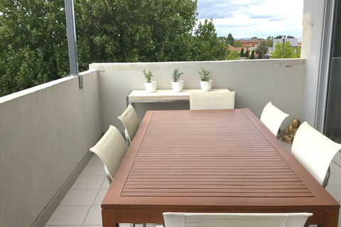Essendon Sub Penthouse On Napier - Hotel Accommodation 1