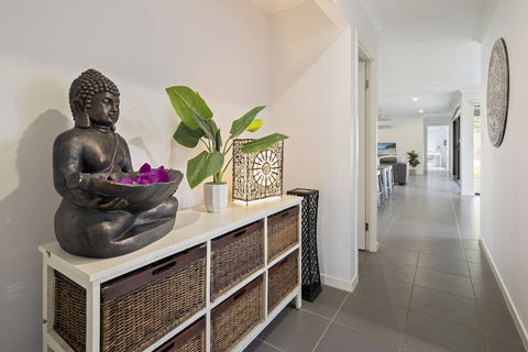 Whitsunday Family Escape - Hotel Accommodation 0