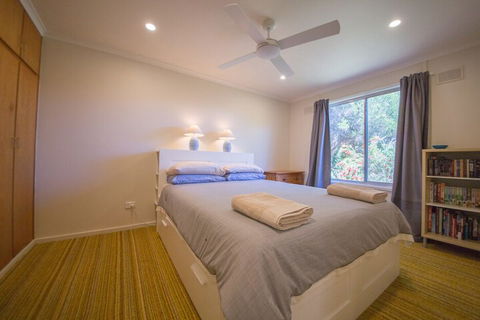 17 Broadbeach Drive - Hotel Accommodation 5