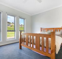 Time Away 50 Turnberry Drive - Hotel Accommodation