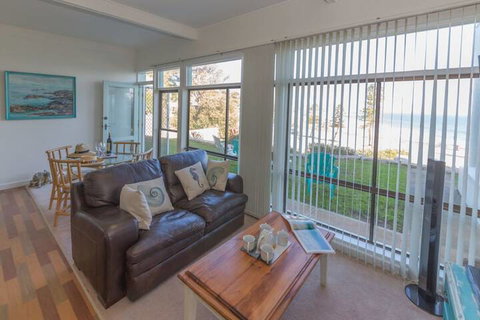 King Of North Bay 103 Gold Coast Drive - Hotel Accommodation 6