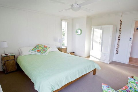 Stones Throw 26 River View Drive - Hotel Accommodation 7