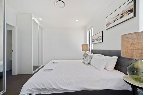 HomeHotel Luxurious 3 Bedrooms - Hotel Accommodation 6