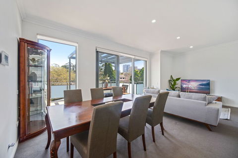 HomeHotel Luxurious 3 Bedrooms - Hotel Accommodation 5