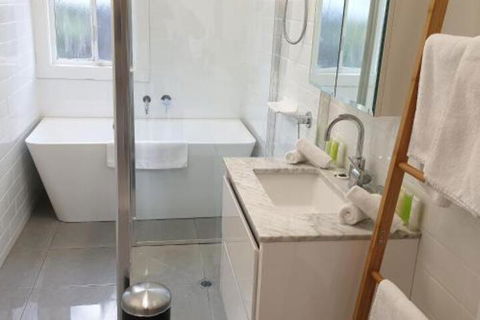 House On Garden - Hotel Accommodation 3