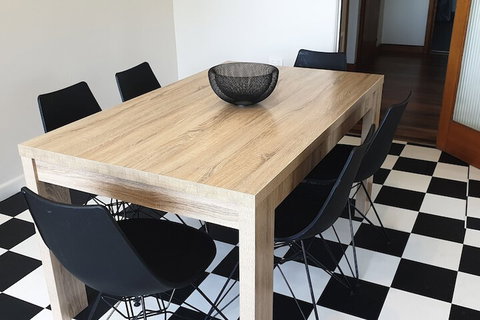 Port Life Beach House - Hotel Accommodation 2