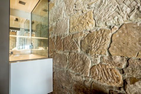 Waterman's Hotel - Hotel Accommodation 1