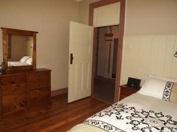 Rosalea Guesthouse - Hotel Accommodation 0