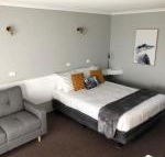 Country Roads Motor Inn - Hotel Accommodation