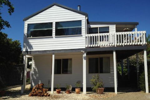 Yarraglen BnB - Hotel Accommodation 0