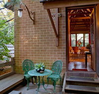 Cherrytree Cottage - Hotel Accommodation