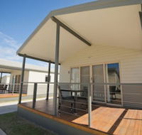 The Bowlo Holiday Cabins - Hotel Accommodation