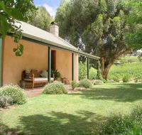 Seppeltsfield Vineyard Cottage - Hotel Accommodation