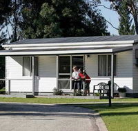 A Shady River Holiday Park - Hotel Accommodation