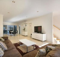 The Block Townhouses - Hotel Accommodation