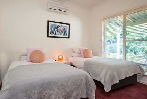 Emerald Lodge - Hotel Accommodation 1