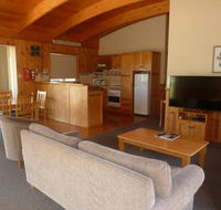 Bridport Villa - Hotel Accommodation