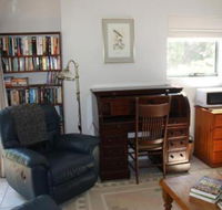 Mandalay House - Hotel Accommodation