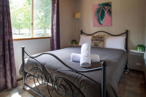 Warburton Holiday Park - Hotel Accommodation 1