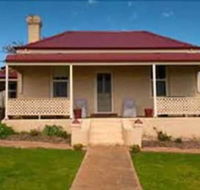Charlie Bates Cottage - Hotel Accommodation