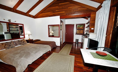 The Black Cockatoo Nannup - Hotel Accommodation 3