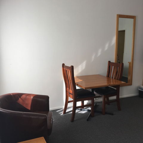 Footscray Motor Inn - Hotel Accommodation 6