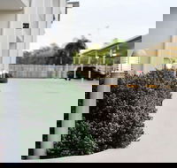 Oaks Middlemount Suites - Hotel Accommodation